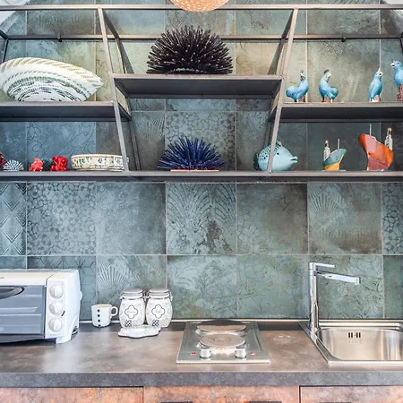 Posea Collection Ponente