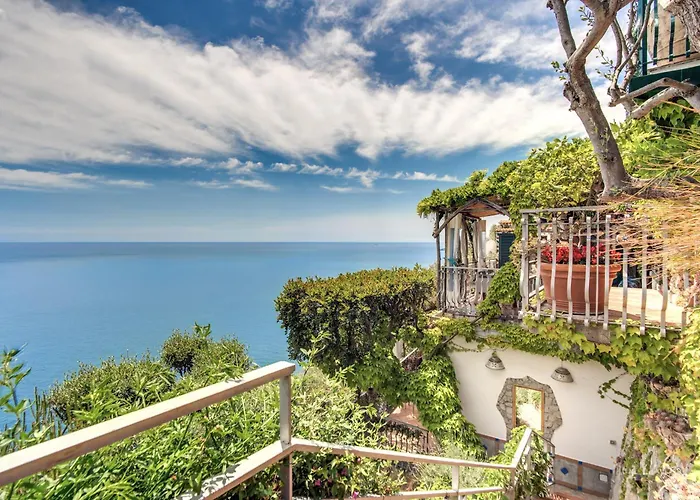 Posea Collection - Ponente Villa