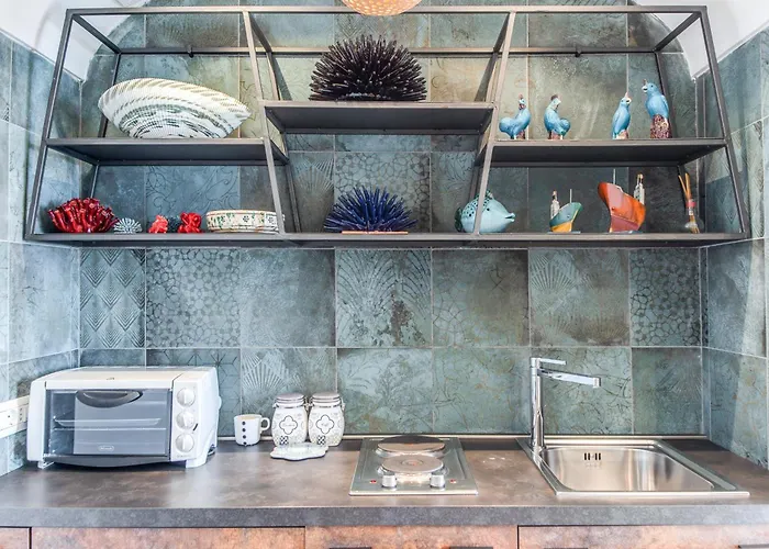 Posea Collection - Ponente