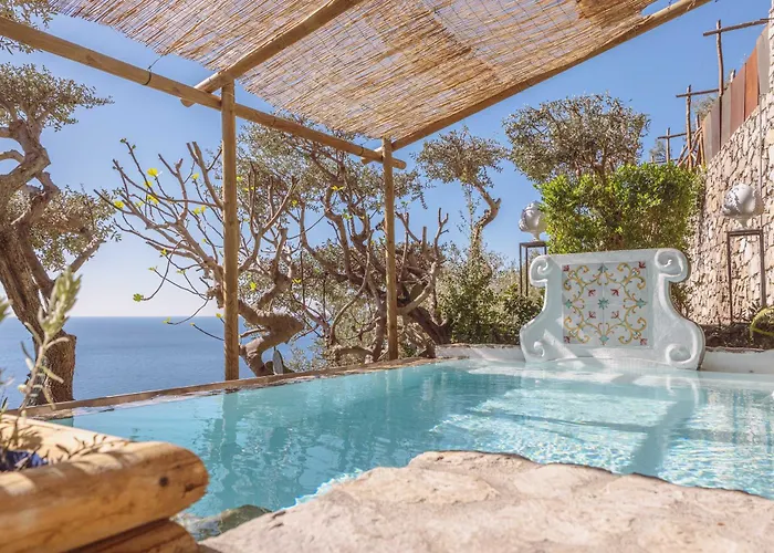 Posea Collection - Ponente